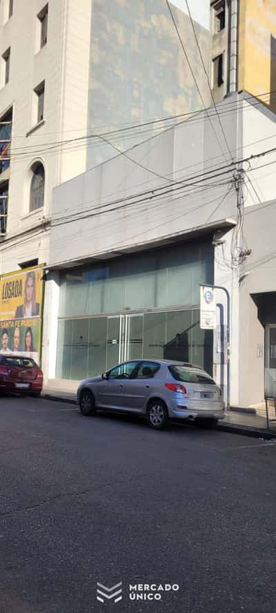 Local comercial en 25 de mayo 2700