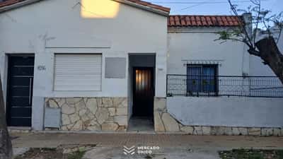 Casa en Sarmiento 4040