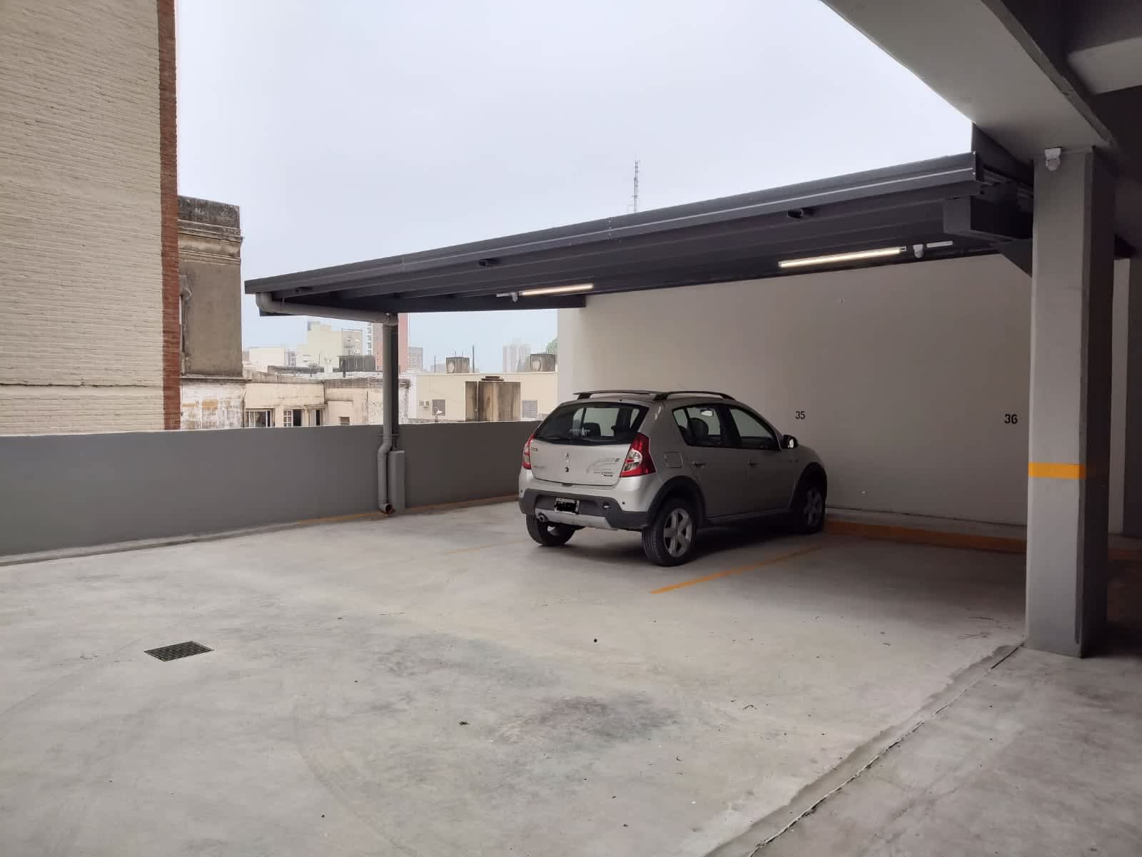 Cochera en Compra/Venta