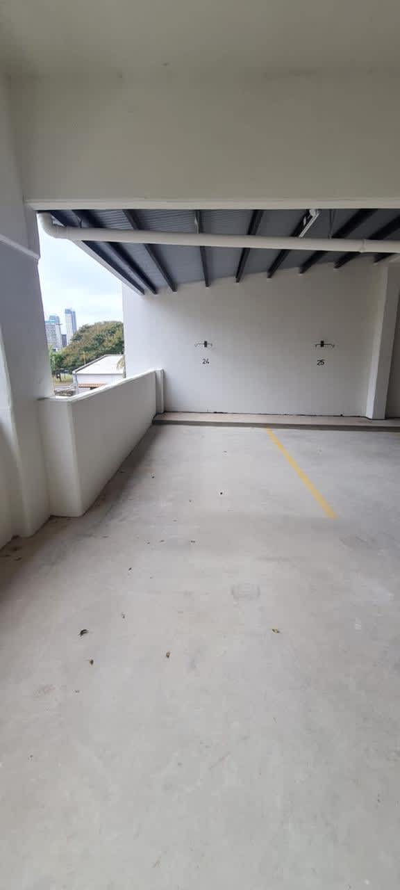 Cochera en Compra/Venta