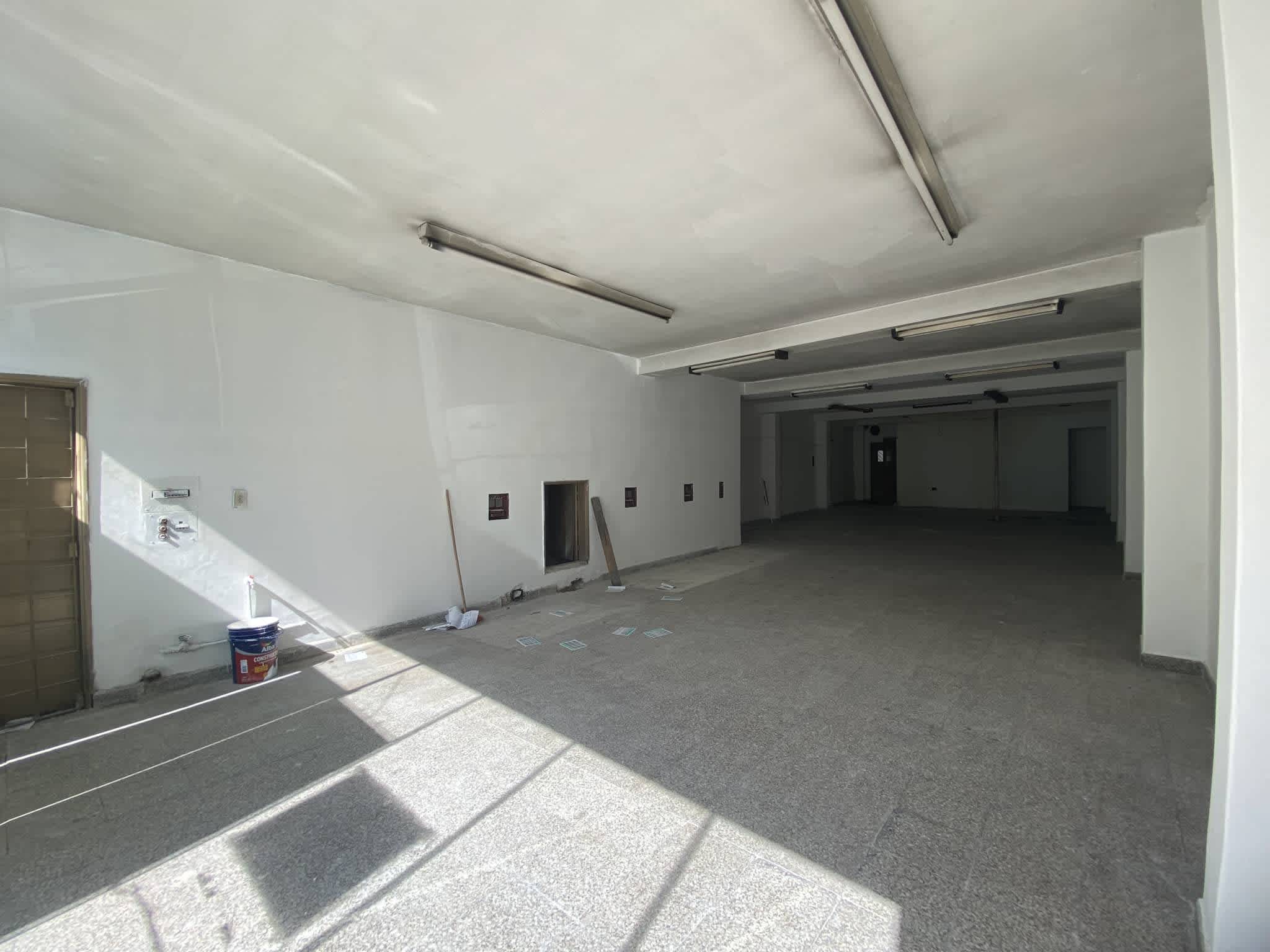 Local comercial en Compra/Venta
