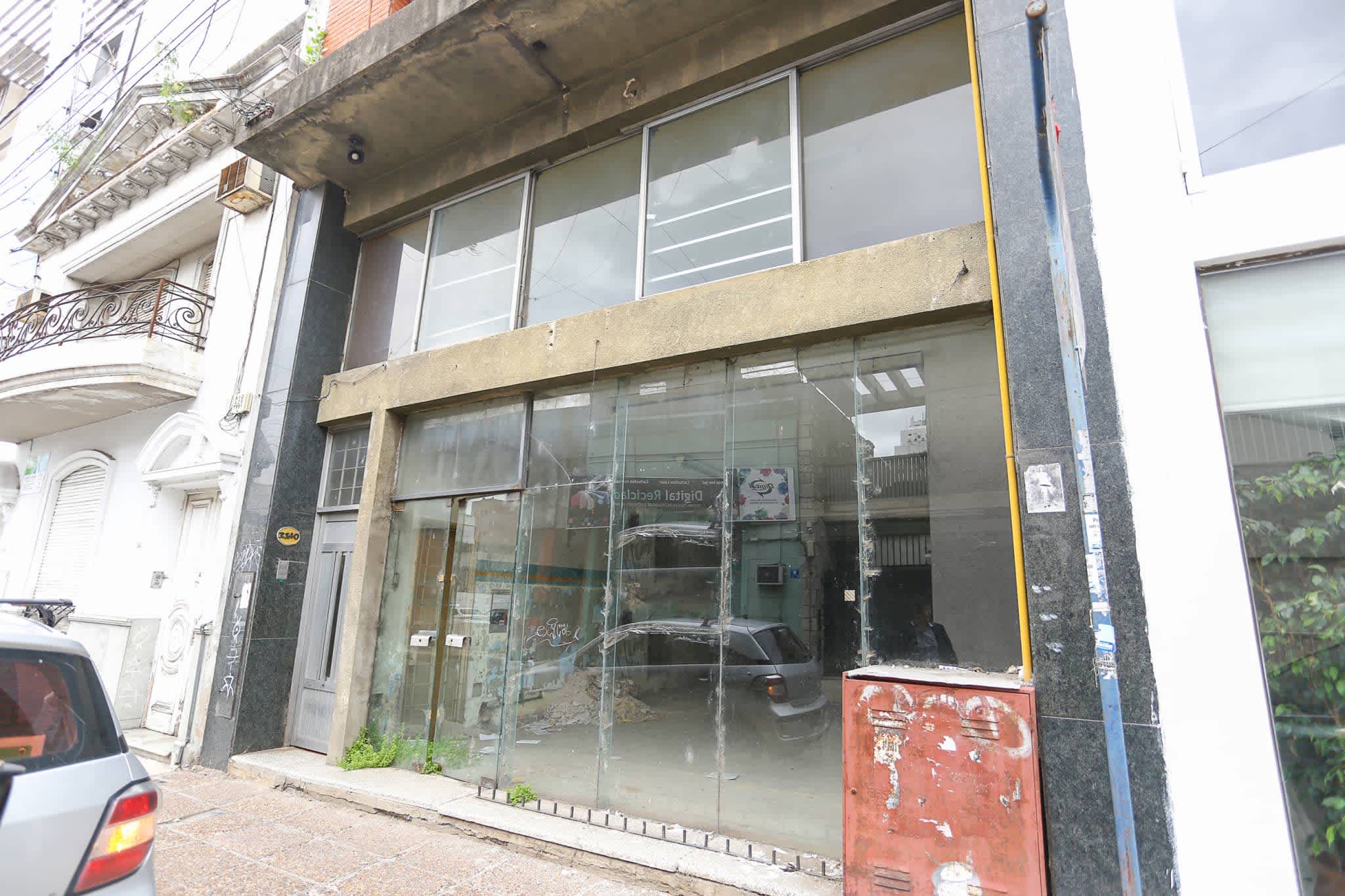 Local comercial en Compra/Venta