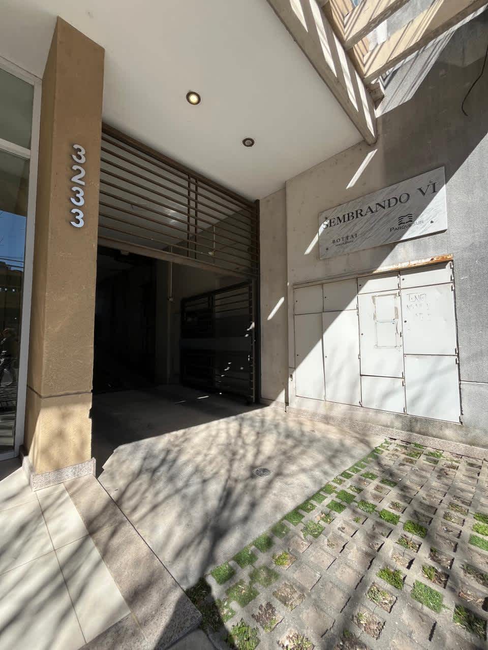 Cochera en Compra/Venta